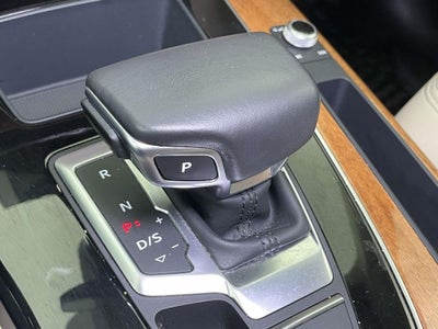 2023 Audi Q5 45 S line Premium quattro