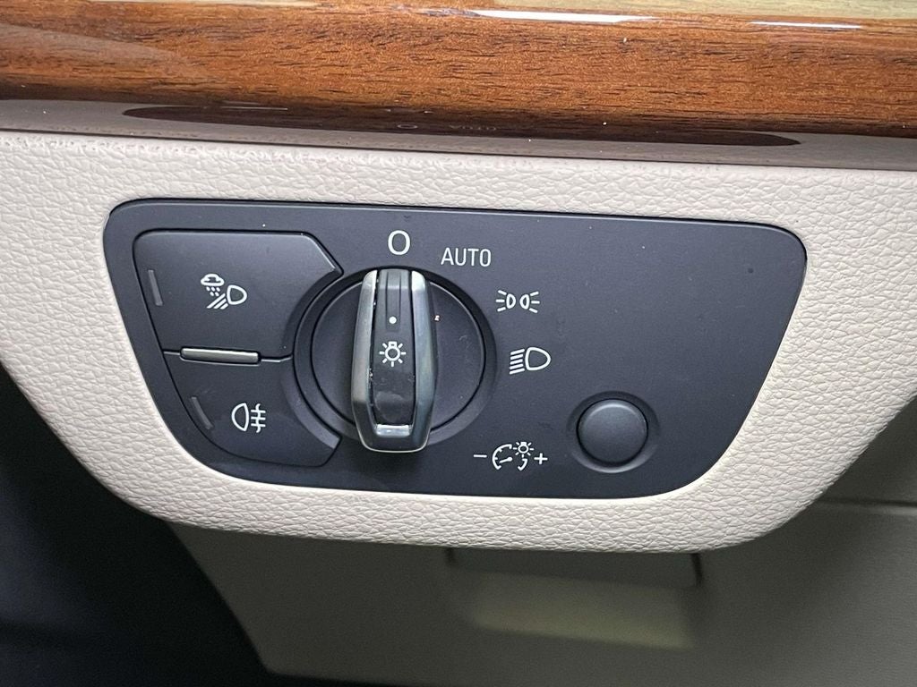 2023 Audi Q5 45 S line Premium quattro