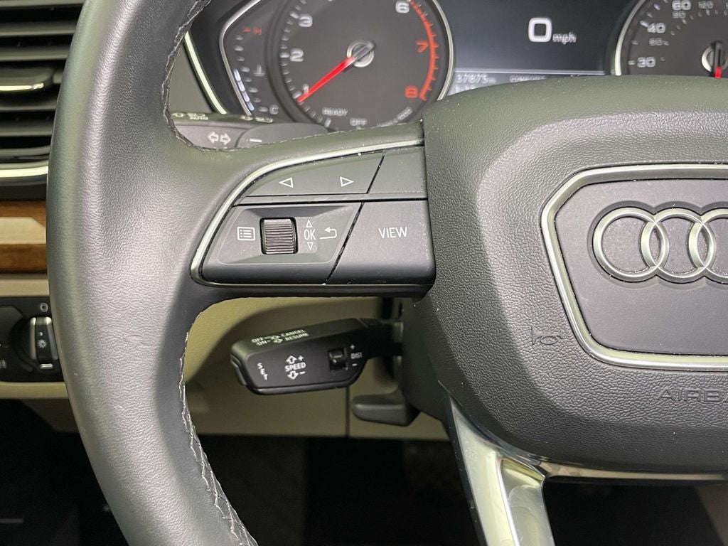 2023 Audi Q5 45 S line Premium quattro
