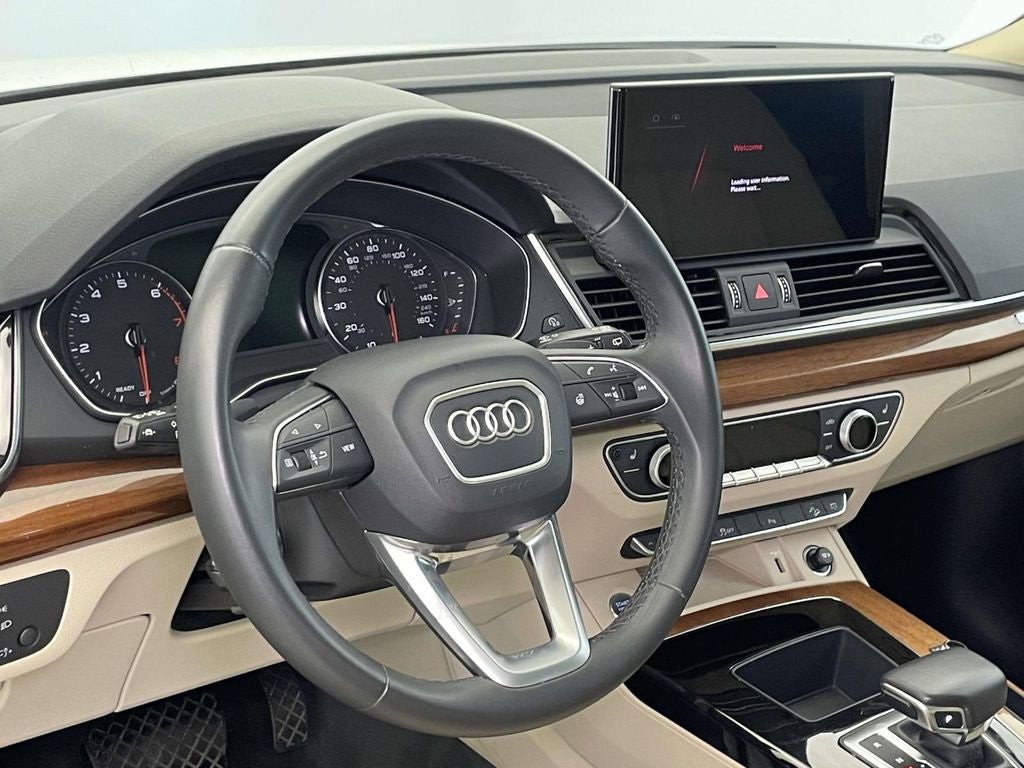 2023 Audi Q5 45 S line Premium quattro