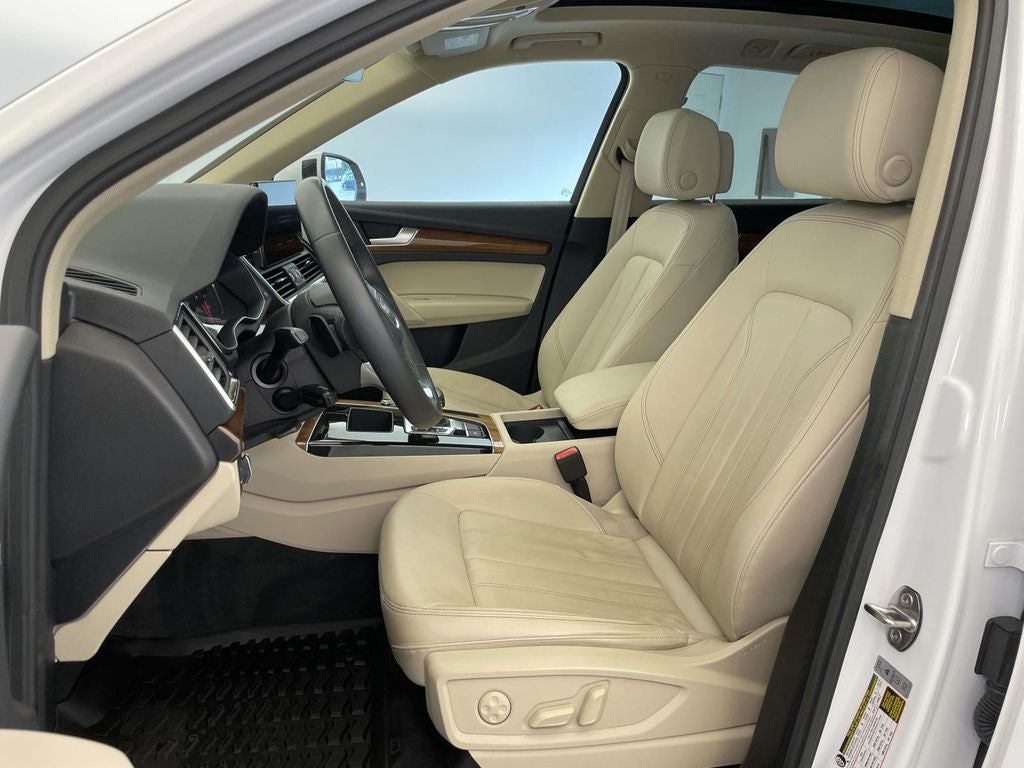 2023 Audi Q5 45 S line Premium quattro