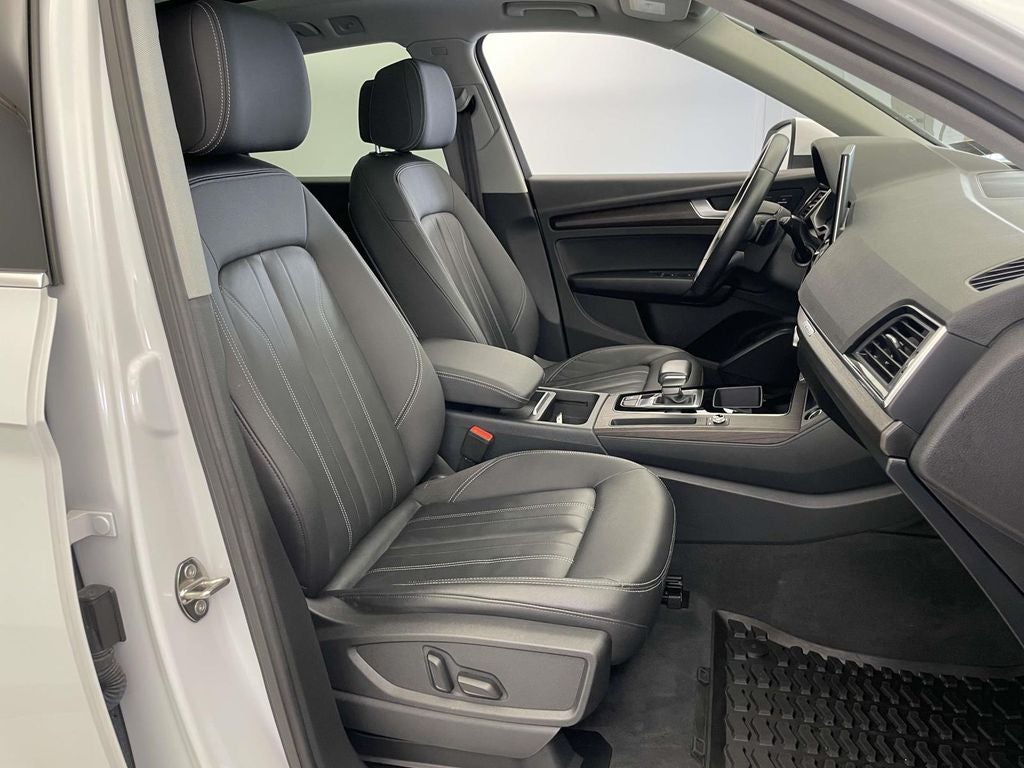 2022 Audi Q5 45 S line Premium quattro