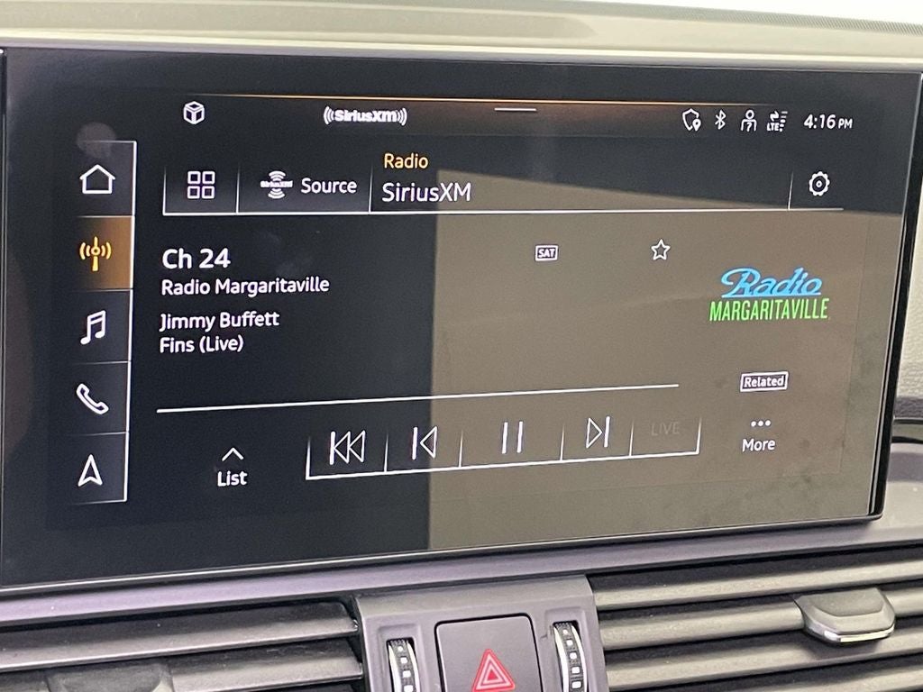 2022 Audi Q5 45 S line Premium quattro