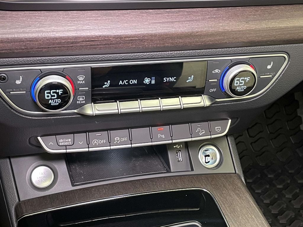2022 Audi Q5 45 S line Premium quattro
