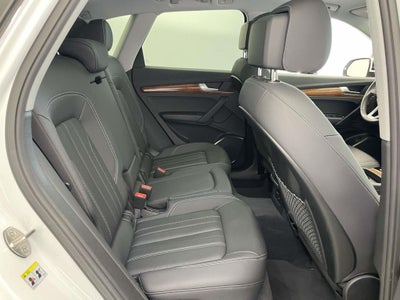 2023 Audi Q5 45 S line Premium quattro