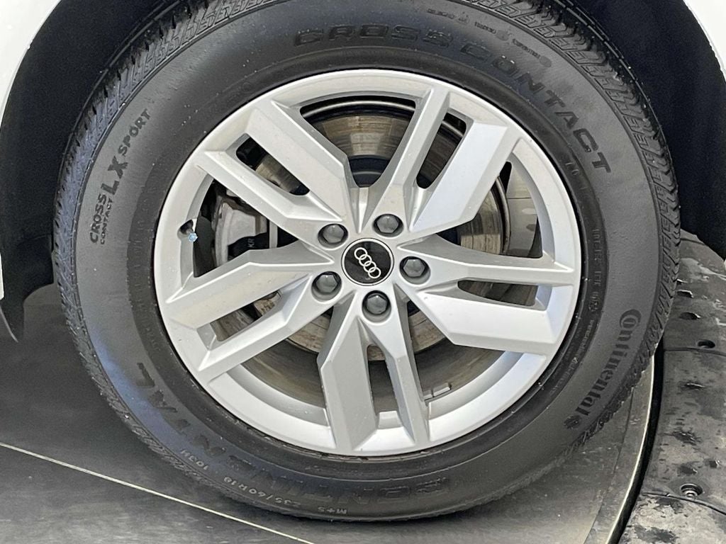 2023 Audi Q5 45 S line Premium quattro