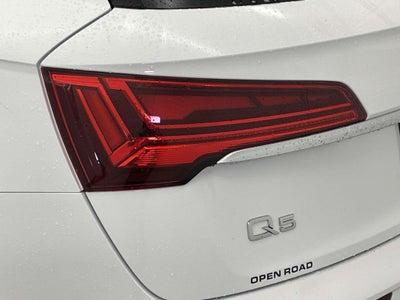 2023 Audi Q5 45 S line Premium quattro