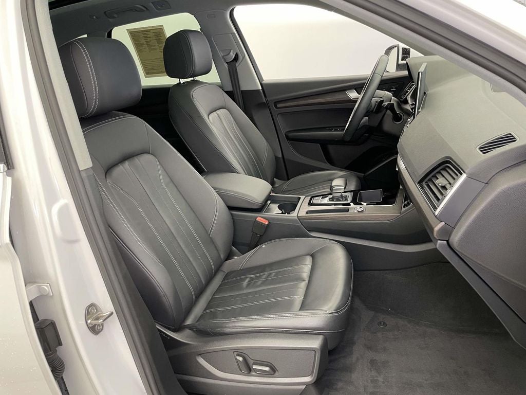 2023 Audi Q5 45 S line Premium quattro