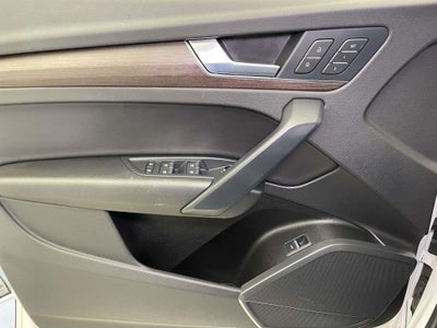 2023 Audi Q5 45 S line Premium quattro