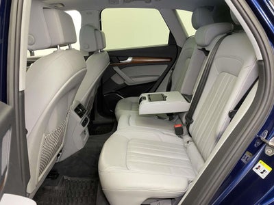 2023 Audi Q5 45 S line Premium quattro