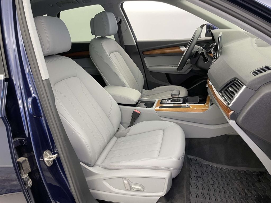 2023 Audi Q5 45 S line Premium quattro