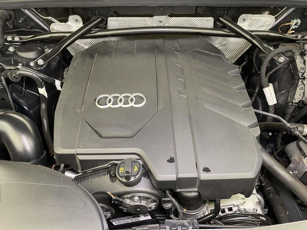2023 Audi Q5 45 S line Premium quattro