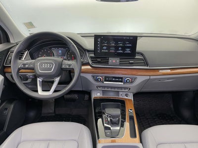 2023 Audi Q5 45 S line Premium quattro