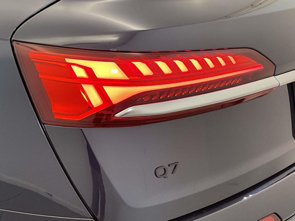 2025 Audi Q7 45 Premium Plus quattro