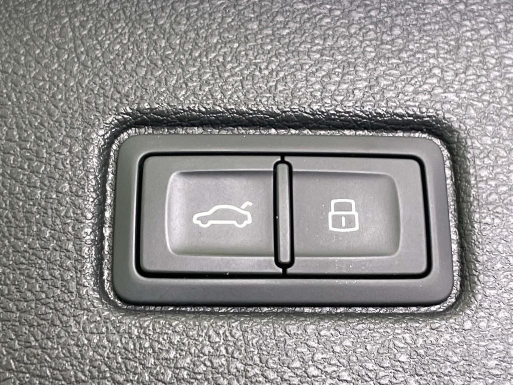 2025 Audi Q7 45 Premium Plus quattro