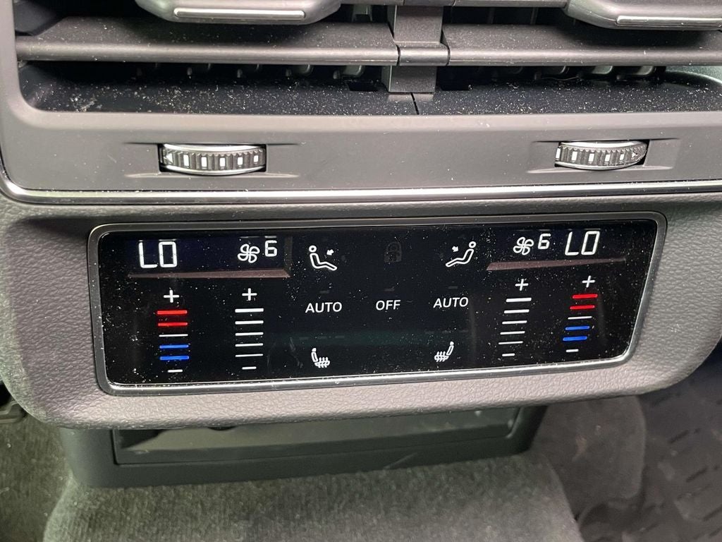 2025 Audi Q7 45 Premium Plus quattro