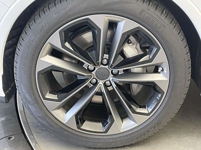 2026 Audi Q7 55 Premium Plus quattro