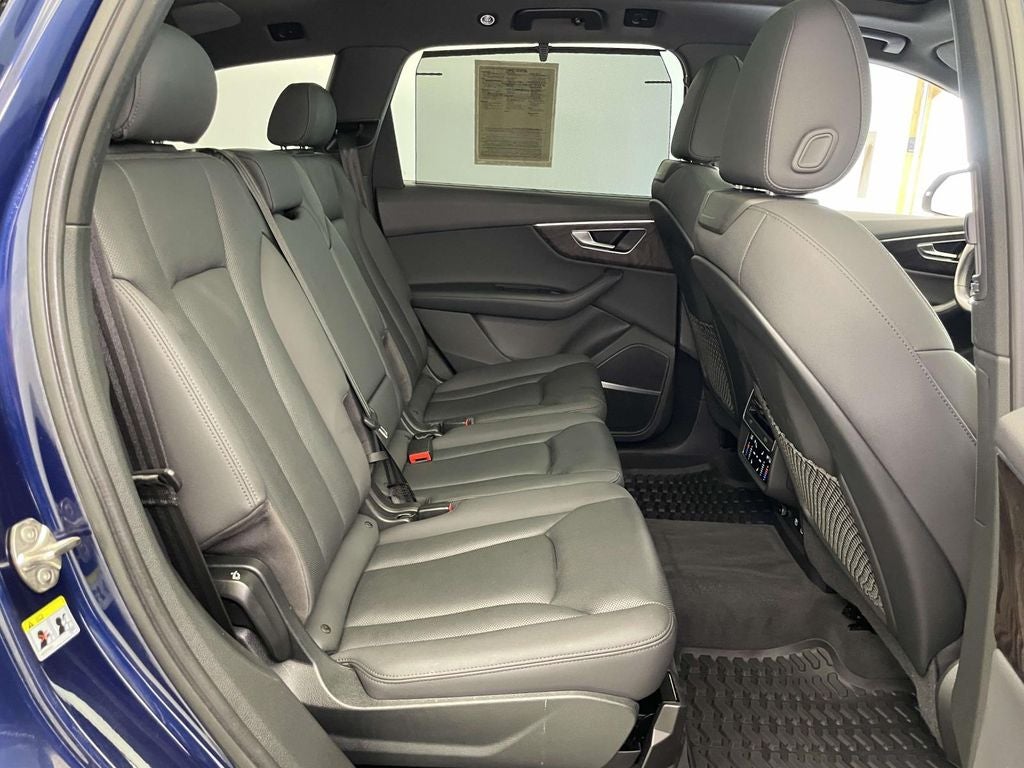 2021 Audi Q7 55 Premium Plus quattro