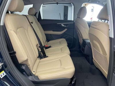 2026 Audi Q7 Base