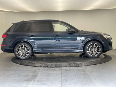 2026 Audi Q7 Base
