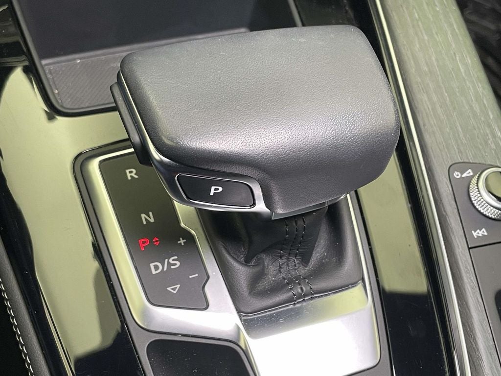 2023 Audi A4 45 S line Premium Plus quattro
