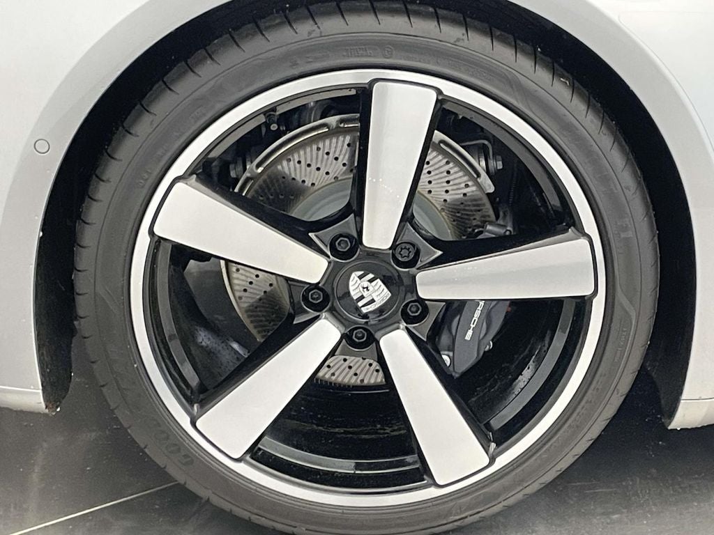 2026 Porsche 911 Carrera