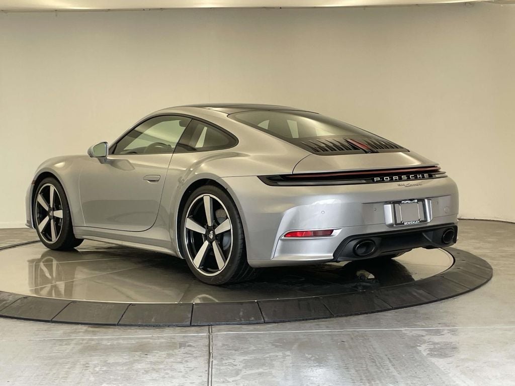 2026 Porsche 911 Carrera