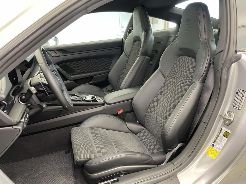 2026 Porsche 911 Carrera