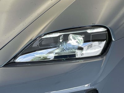 2025 Porsche Taycan 4