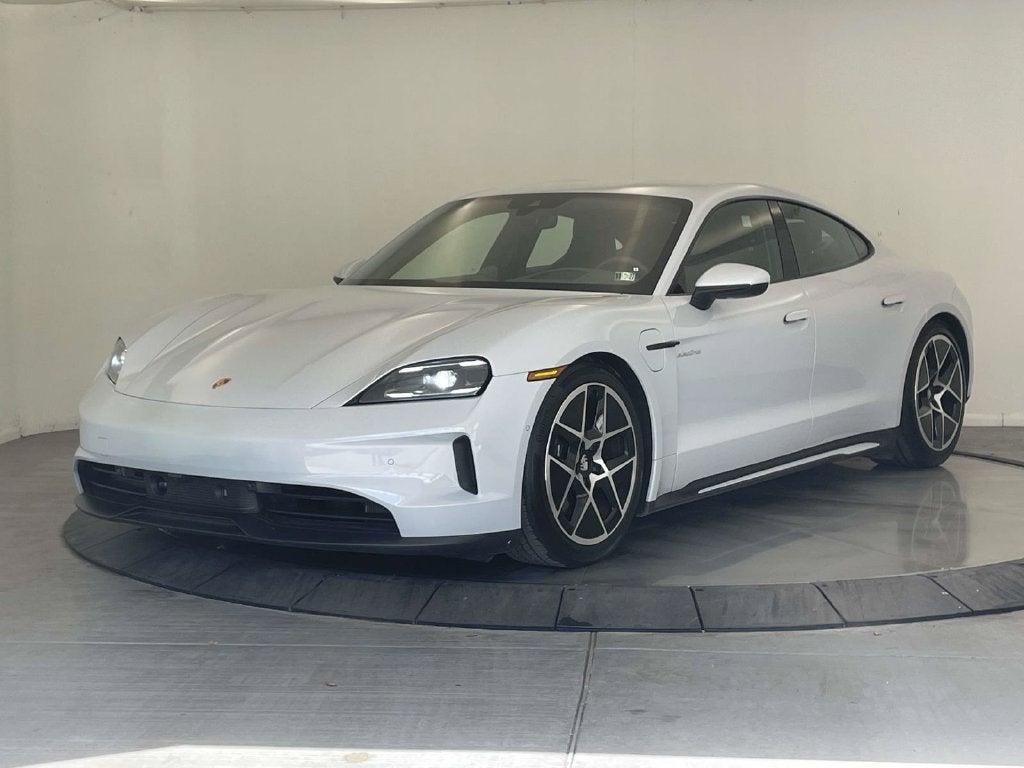 2025 Porsche Taycan