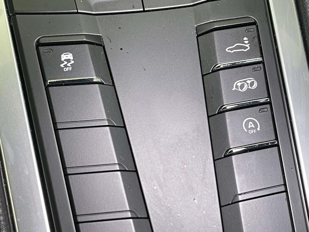 2025 Porsche 718 Cayman S