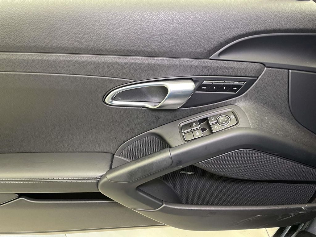 2025 Porsche 718 Cayman S