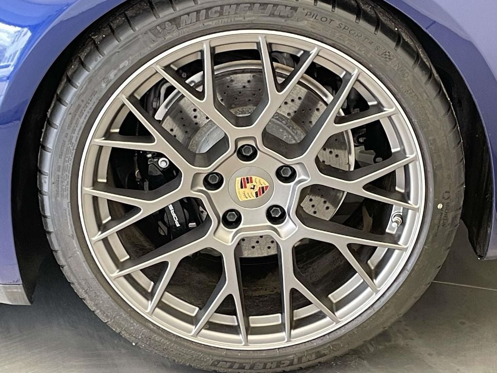 2024 Porsche 911 Carrera 4S