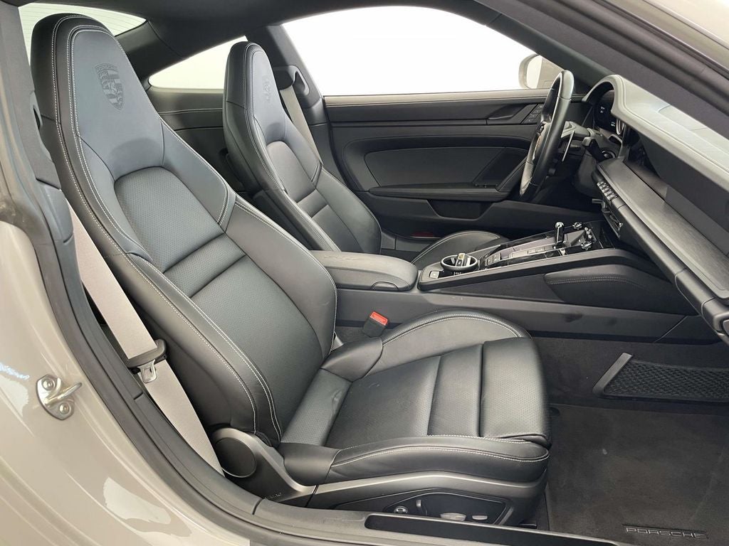 2024 Porsche 911 Carrera GTS