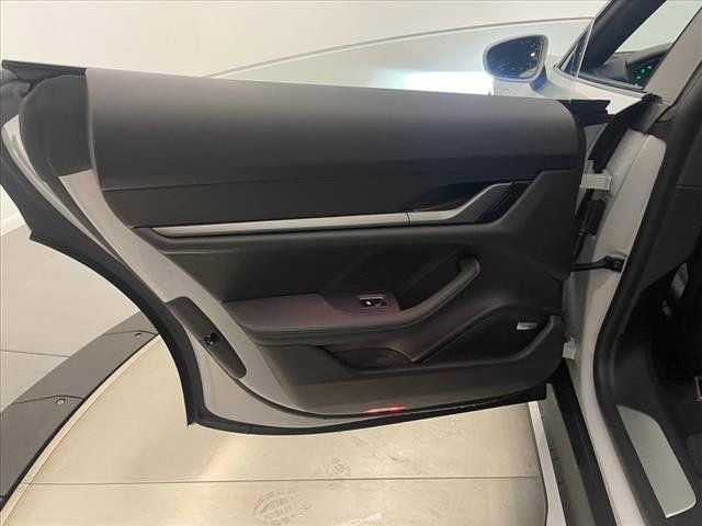 2025 Porsche Taycan 4S