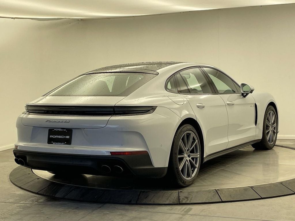 2025 Porsche Panamera E-Hybrid 4S