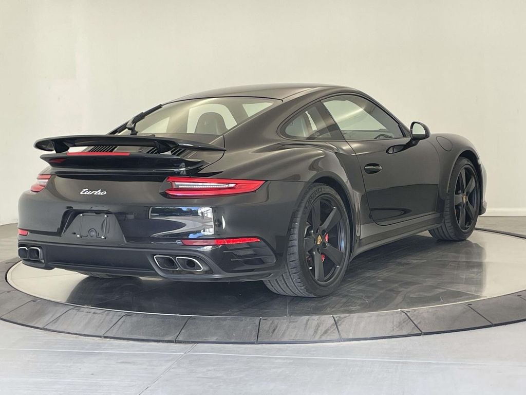 2017 Porsche 911 Turbo