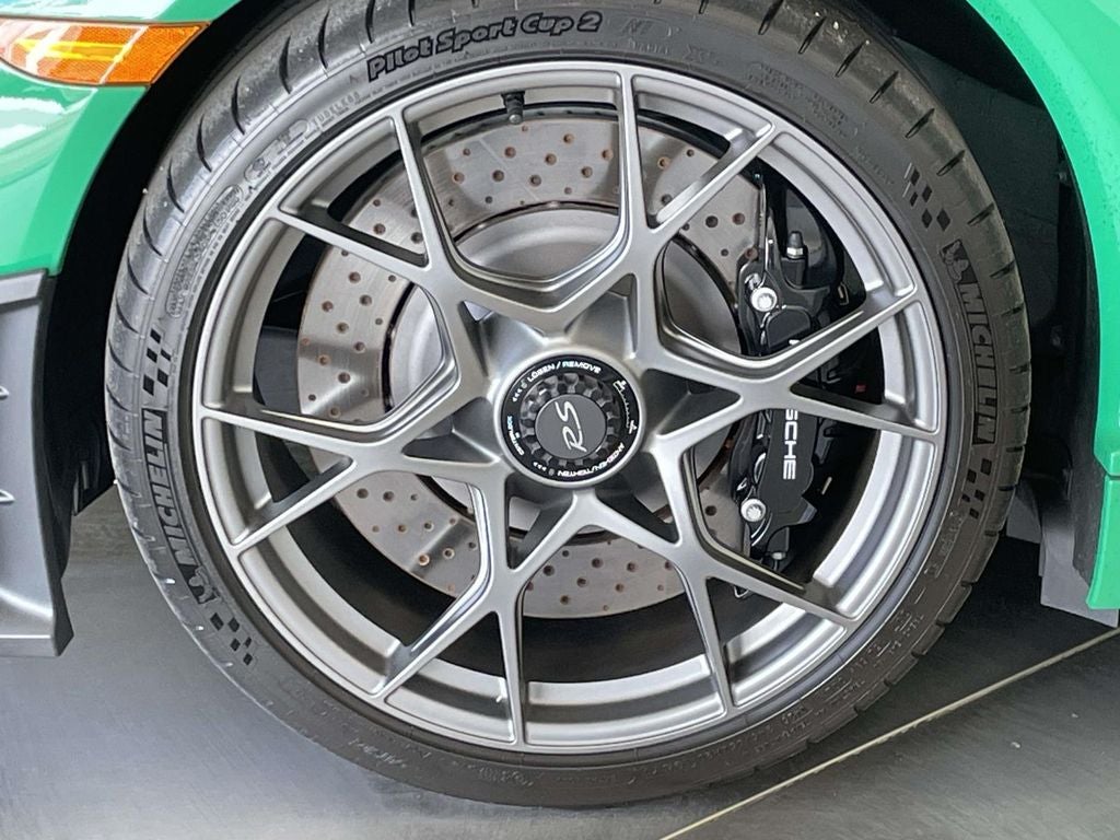 2025 Porsche 718 Cayman GT4 RS