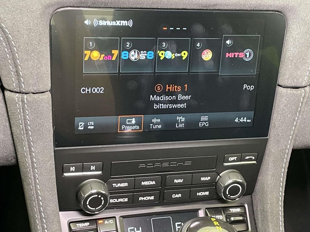 2025 Porsche 718 Cayman GT4 RS