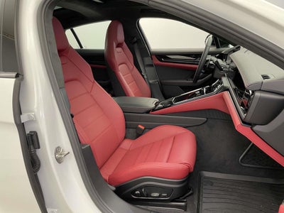 2026 Porsche Panamera GTS