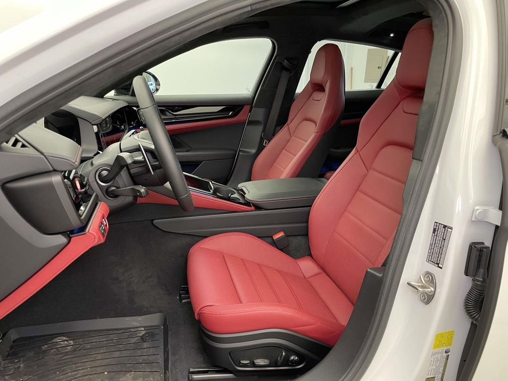 2026 Porsche Panamera GTS