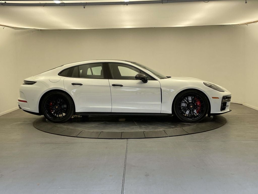 2026 Porsche Panamera GTS