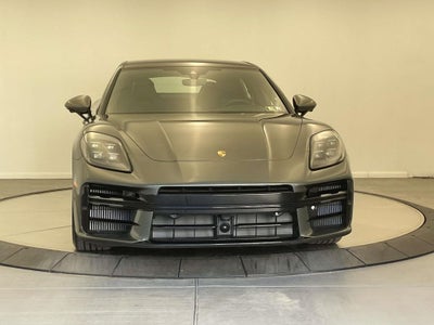 2025 Porsche Panamera GTS