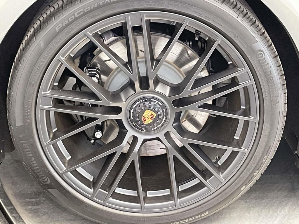 2025 Porsche Panamera GTS