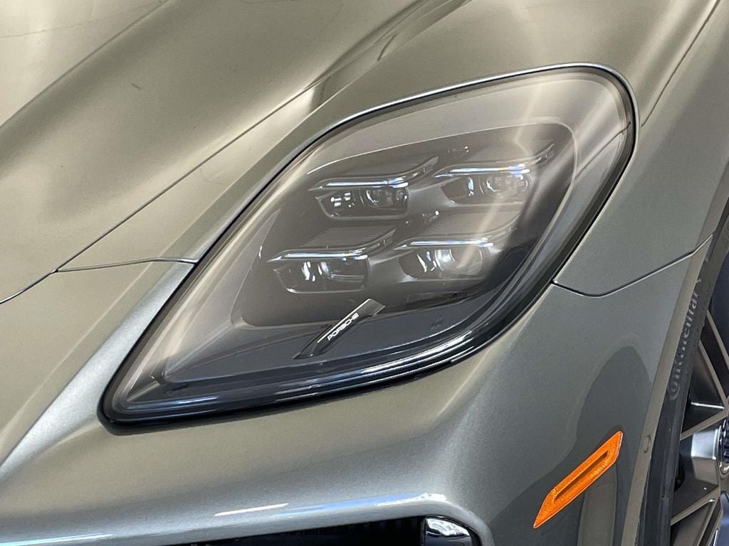 2025 Porsche Panamera GTS