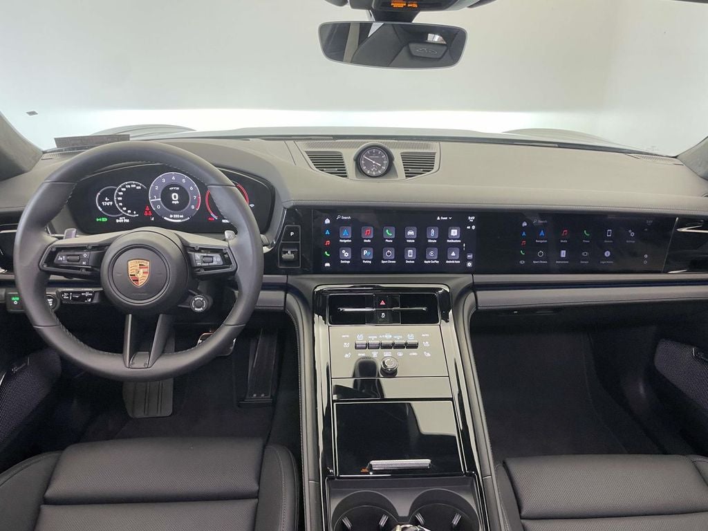 2025 Porsche Panamera GTS