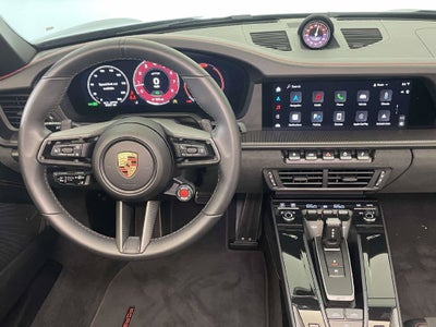 2025 Porsche 911 Carrera 4 GTS