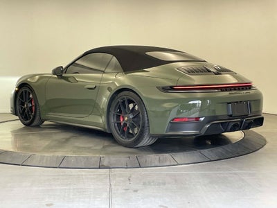 2025 Porsche 911 Carrera 4 GTS