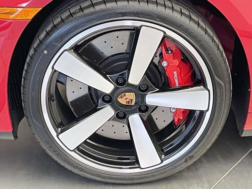 2025 Porsche 911 Carrera S Cabriolet