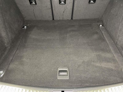 2022 Porsche Macan Base